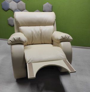 Крісло-Реклайнер COMFORT з вирізом та накладкою  COMFORT з фото